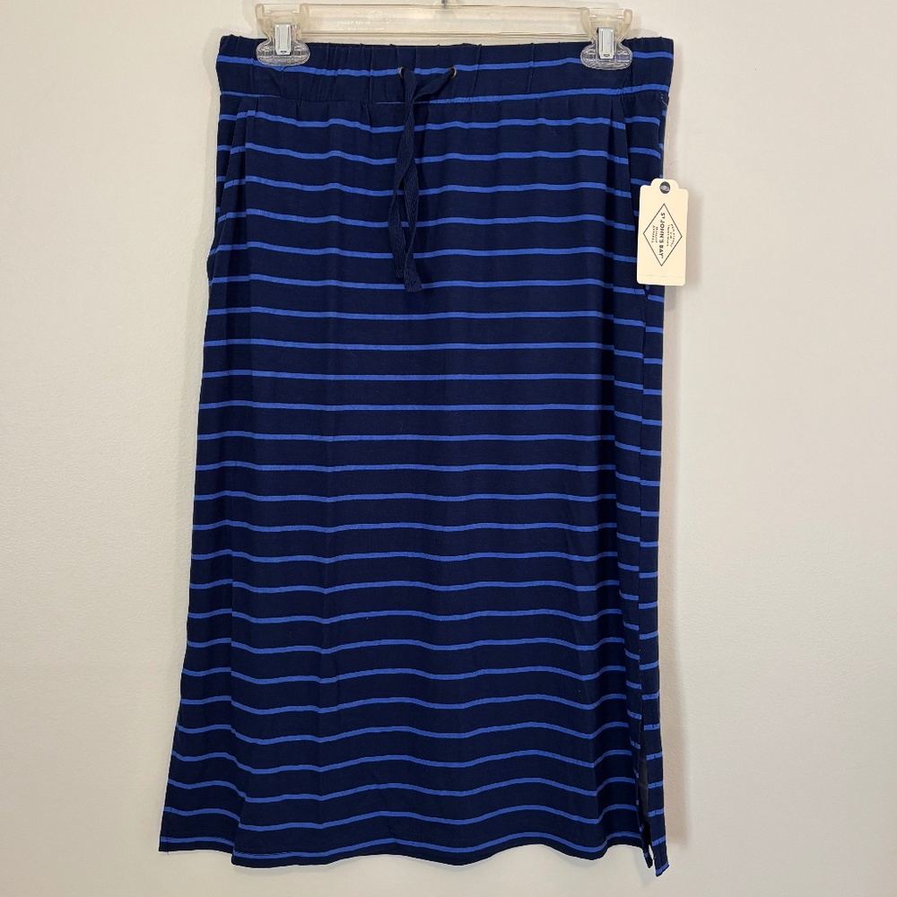 St. John’s Bay Blue striped S soft skirt with pockets